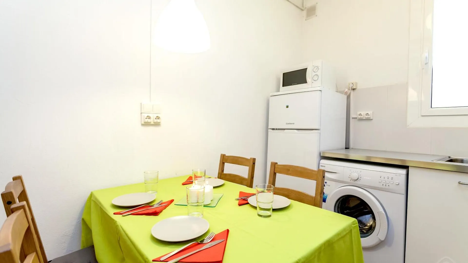 Apartments Gaudi Barcelona 0*,