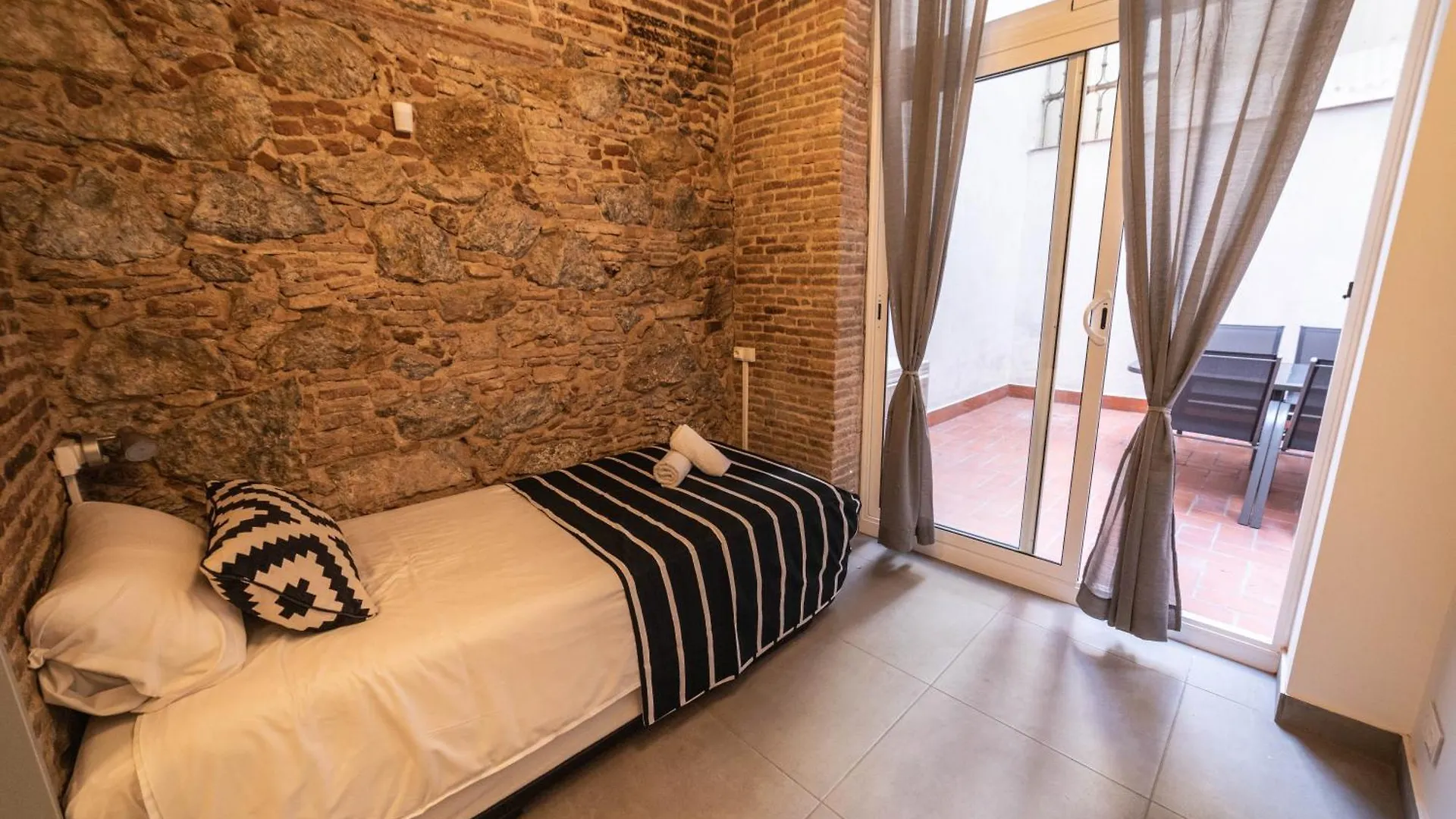 Apartments Gaudi Barcelona